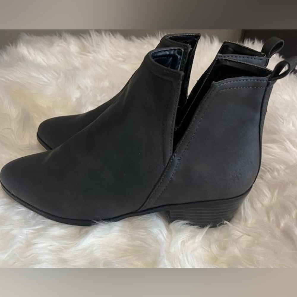 Gray boots